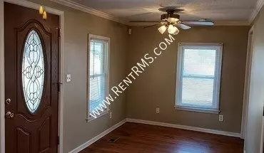 2 of 43 2210 SW Fillmore House for rent in Topeka, KS