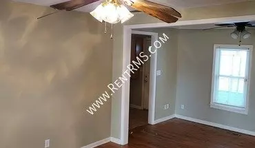 4 of 43 2210 SW Fillmore House for rent in Topeka, KS