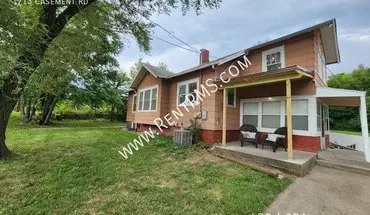 2 of 23 1713 Casement Rd House for rent in Manhattan, KS