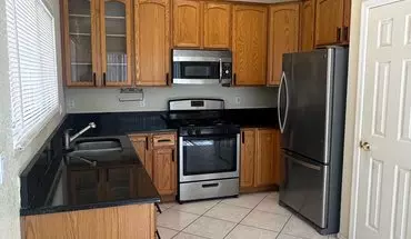 4 of 14 1731 W Hiddenview Dr House for rent in Phoenix, AZ