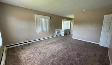 3 of 11 303 N Madison Ave House for rent in Greenwood, IN