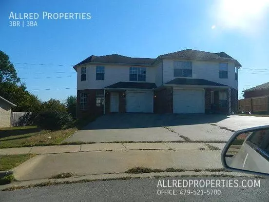 2486 N Jeremiah Pl Apartment for rent in Fayettevill, AR