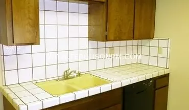 5 of 11 3905 New York Ave Apartment for rent in Fair Oaks, CA