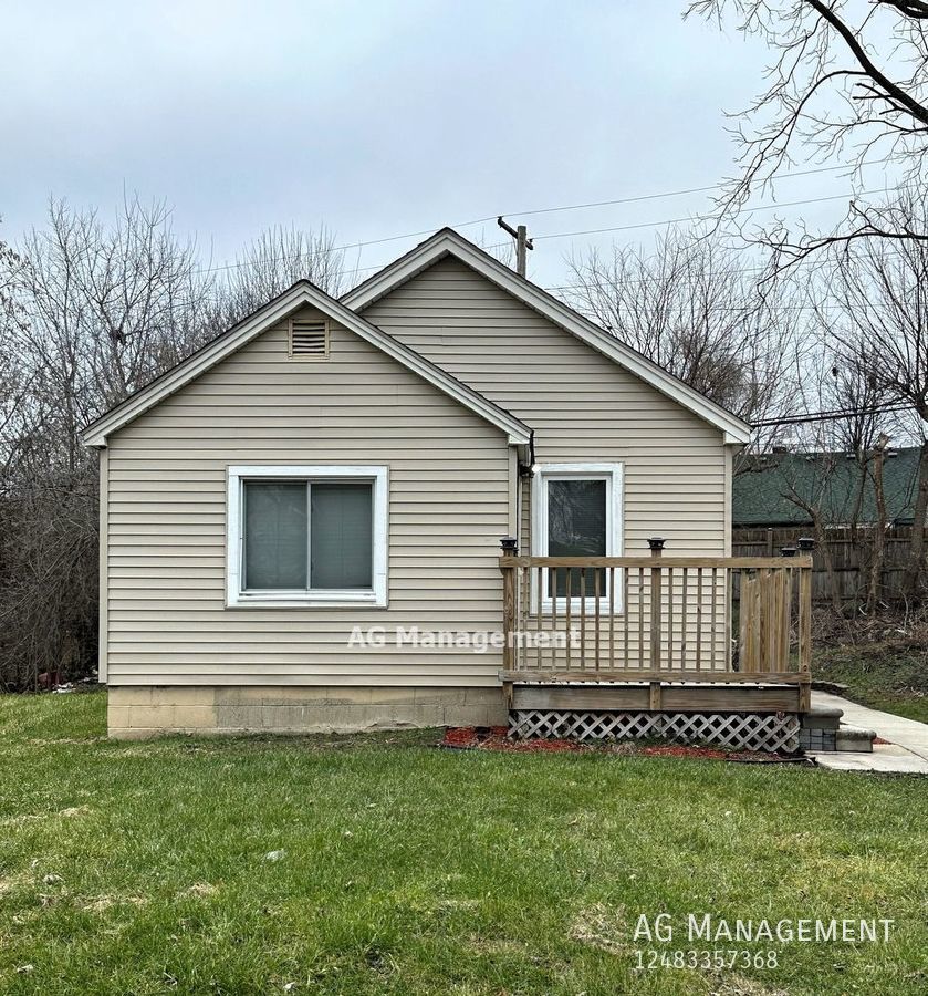 142 N Merrimac St Pontiac, MI House for Rent Rentable