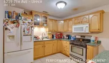 3 of 12 4219 7th Ave Apartment for rent in Kenosha, WI