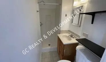 3 of 7 127 N West St Apartment for rent in Wheaton, IL