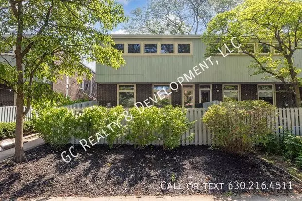 5217 S University Ave Apartment for rent in Chicago, IL 5217 S University Ave Apartment for rent in Chicago, IL