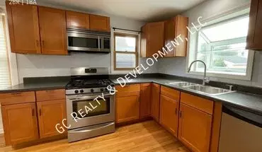 4 of 28 2828 N 75Th Ct House for rent in Elmwood Park, IL