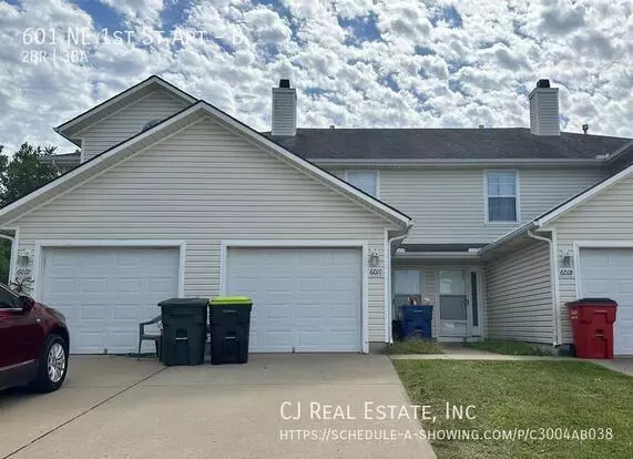 601 NE 1st St Apt Oak Apartment for rent in Oak Grove, MO