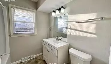 5 of 9 8802 Stark Ave House for rent in Kansas City, MO
