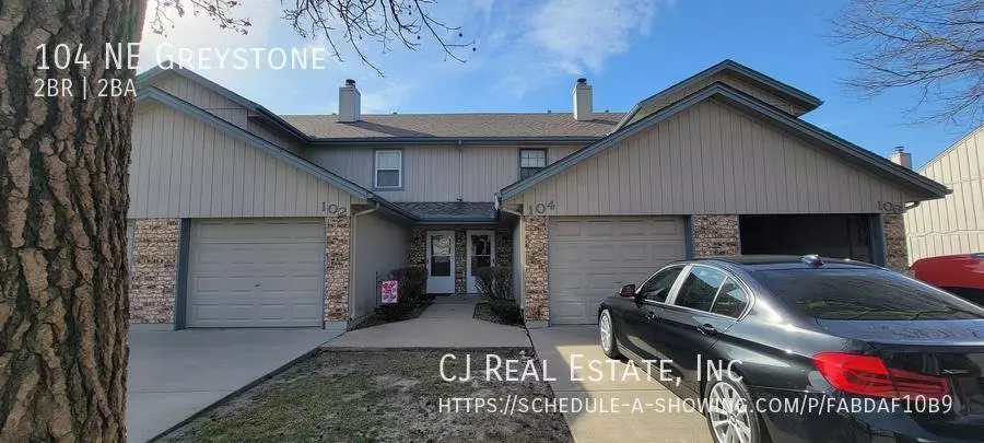104 NE Greystone Apartment for rent in Lees Summit, MO
