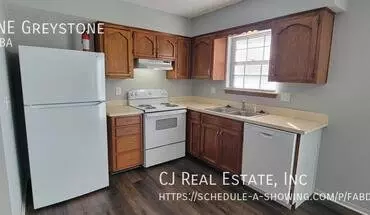 4 of 11 104 NE Greystone Apartment for rent in Lees Summit, MO
