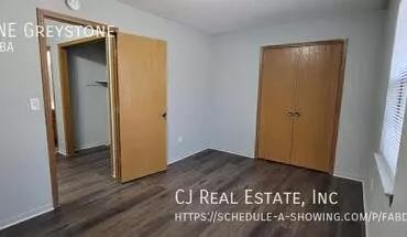 5 of 11 104 NE Greystone Apartment for rent in Lees Summit, MO