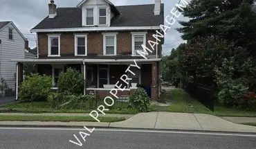 3 of 28 462 New Elm St House for rent in Conshohocken, PA
