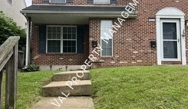 2 of 35 321 W 3Rd Ave House for rent in Conshohocken, PA