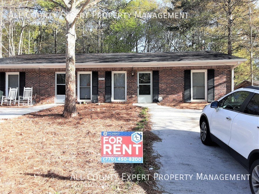 1042 Chestnut Oak Ct Conyers, GA Apartment for Rent