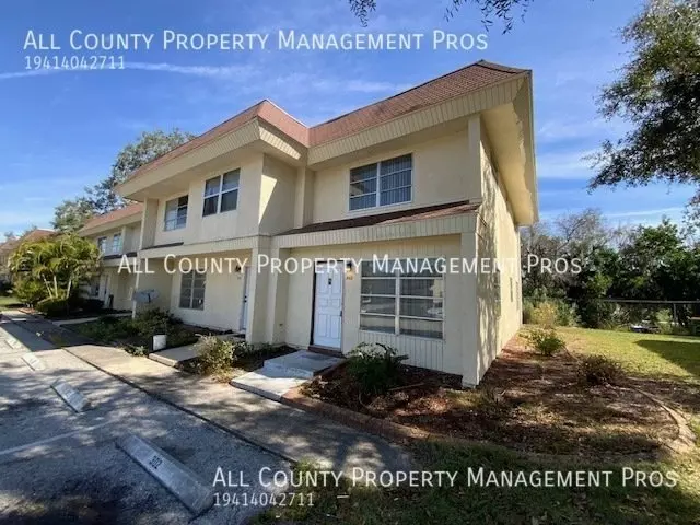 302 Barlow Ave Apartment for rent in Sarasota, FL