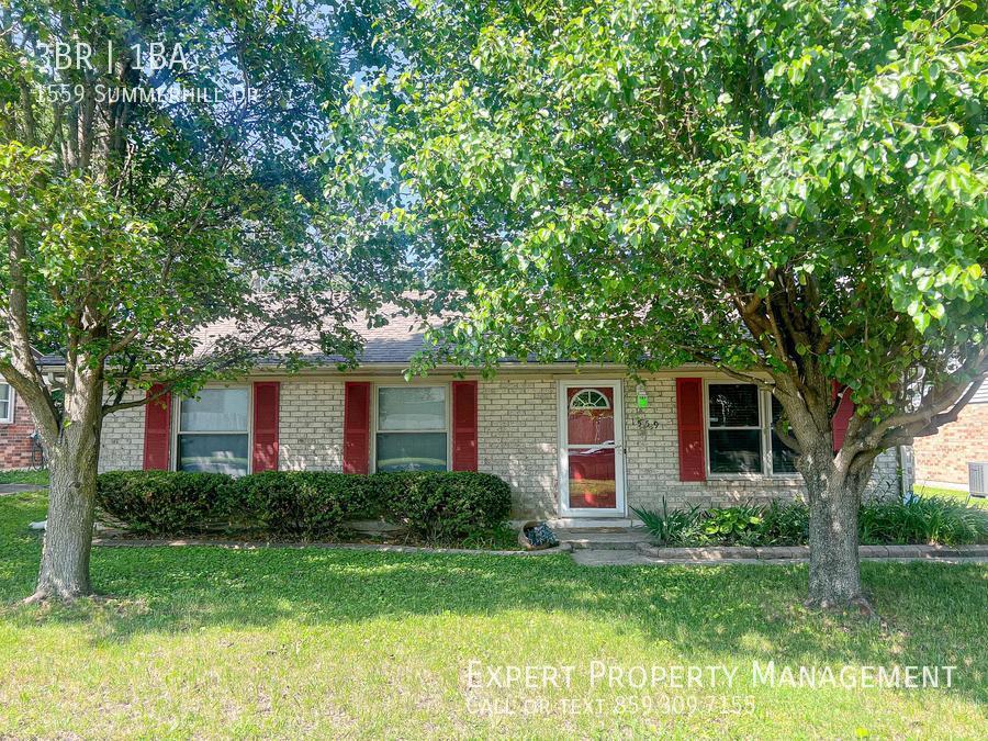 1559 Summerhill Dr Lexington, KY House for Rent Rentable