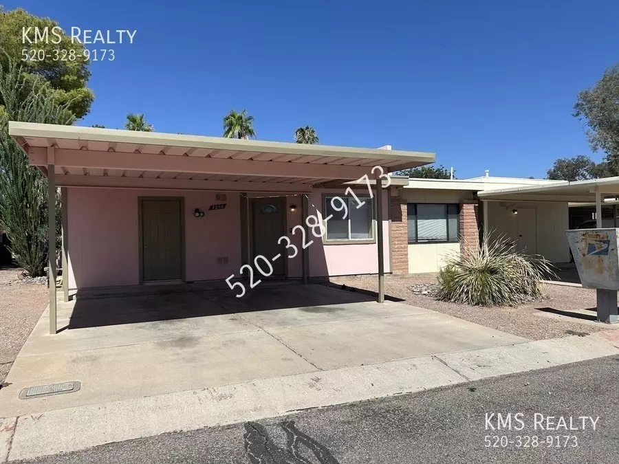 7250 S Camino Del Arco Iris House for rent in Tucson, AZ