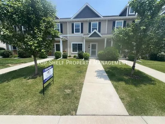 2308 Hazeltine Pl Apartment for rent in Norwalk, IA