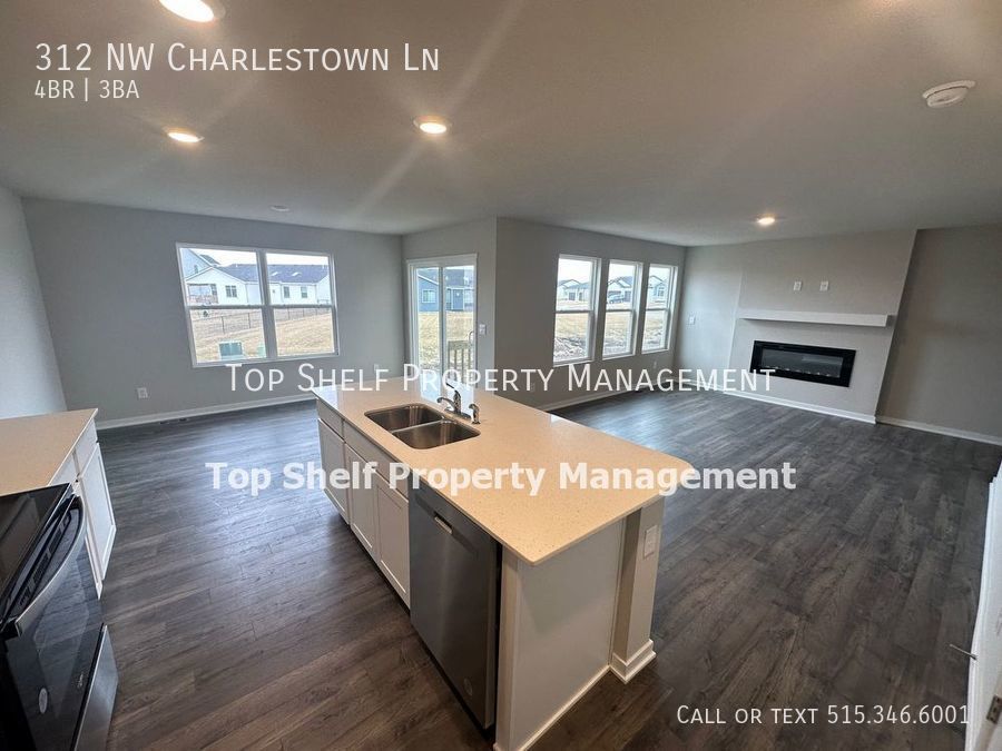 312 NW Charlestown Ln Waukee, IA House for Rent Rentable