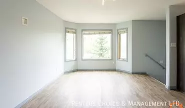 3 of 22 1728 22 St House for rent in Coaldale, AB