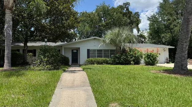 True Florida Home! Fantastic Location! Apartment for rent in Gainesville, FL True Florida Home! Fantastic Location! Apartment for rent in Gainesville, FL