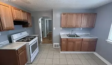 4 of 14 308 La Motte Ln House for rent in St Louis, MO