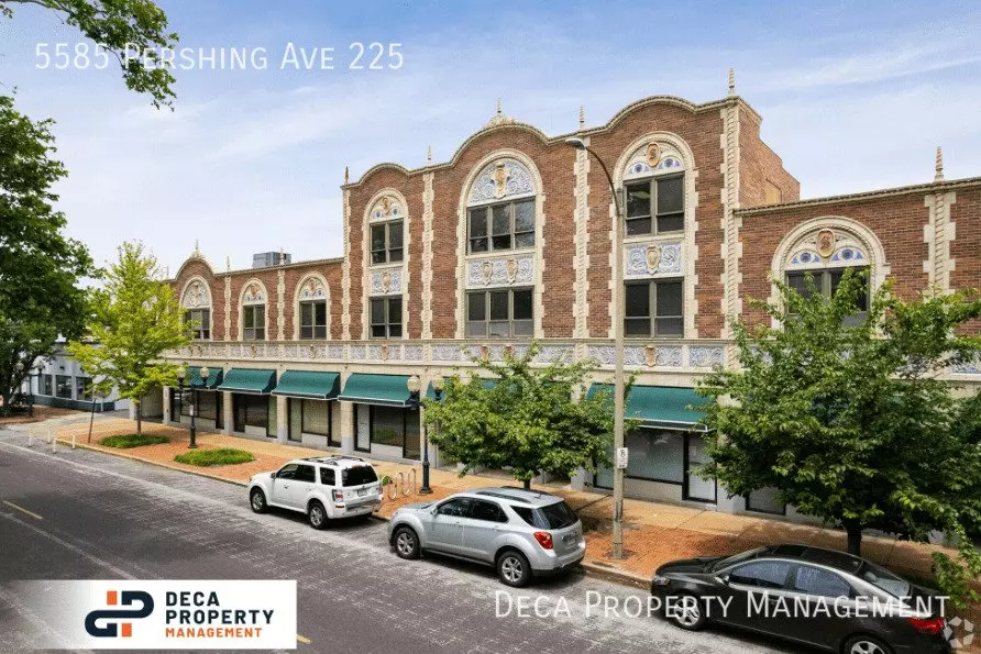 5585 Pershing Ave Apartment for rent in St Louis, MO
