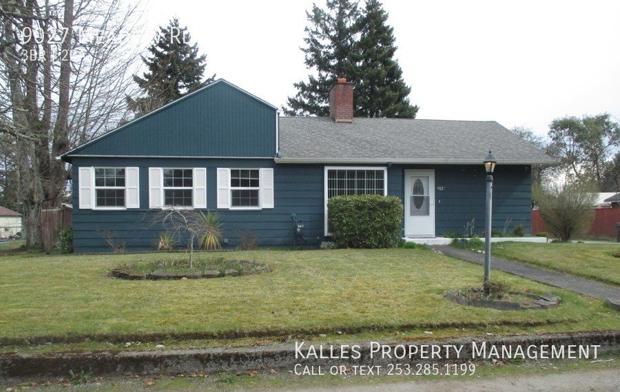 9027 Meadow Rd Lakewood, WA House for Rent Rentable