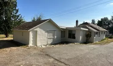 3 of 18 1520 9Th St House for rent in Puyallup, WA