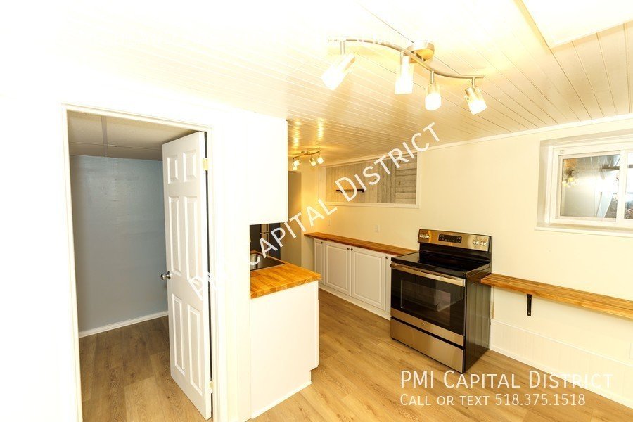 1607 Highland Ave Troy, NY Apartment for Rent Rentable