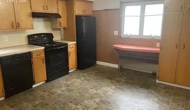 3 of 13 387 Branch Ave Apartment for rent in Providence, RI