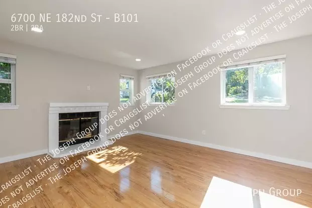 6700 NE 182nd St Apartment for rent in Kenmore, WA