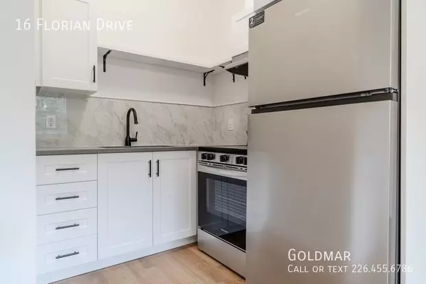 16 Florian Dr Apartment for rent in Essex, ON