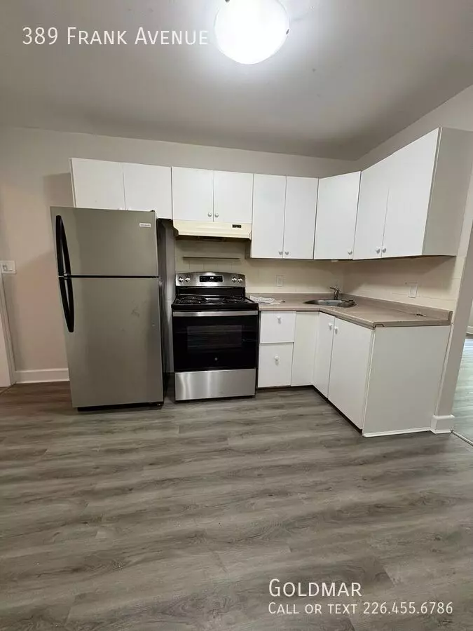389 Frank Ave House for rent in Windsor, ON