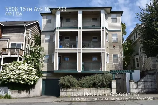 5608 15th Ave NE Apartment for rent in Seattle, WA