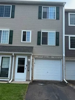 15537 Foghorn Ln Apartment for rent in Apple Valley, MN