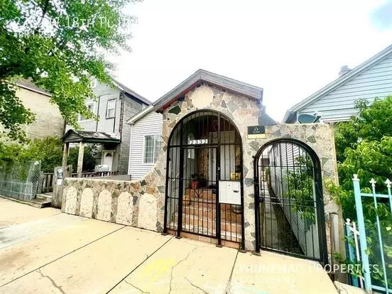 2332 W 18Th Pl Apartment for rent in Chicago, IL