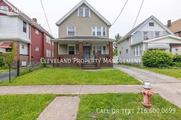 12402 Griffing Ave Apartment for rent in Cleveland, OH
