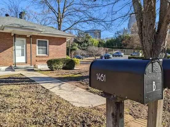 1461 Pine St NW Apartment for rent in Atlanta, GA