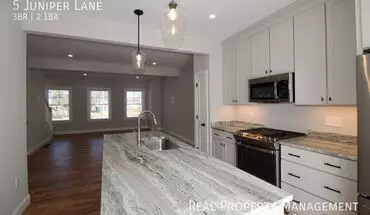 3 of 31 5 Juniper Ln House for rent in Portsmouth, NH