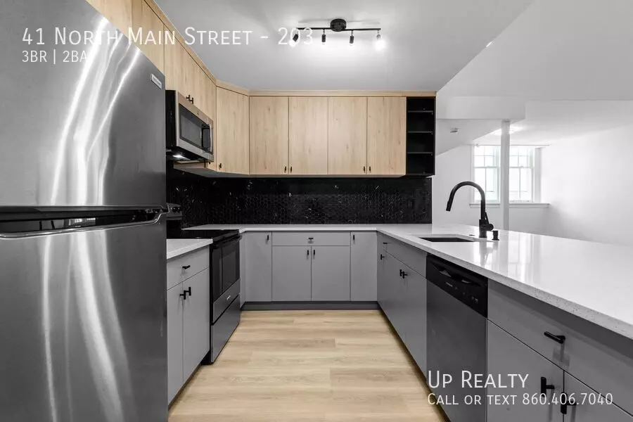 41 N Main St House for rent in Norwalk, CT