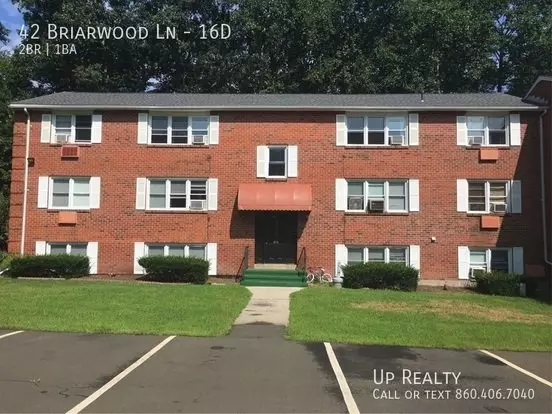 42 Briarwood Ln Apartment for rent in Branford, CT