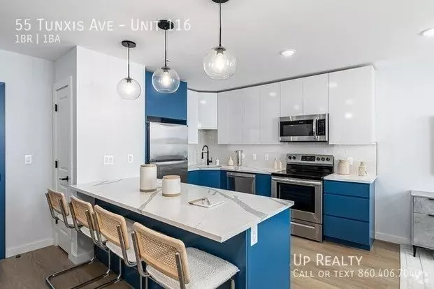 55 Tunxis Ave Apartment for rent in Bloomfield, CT 55 Tunxis Ave Apartment for rent in Bloomfield, CT