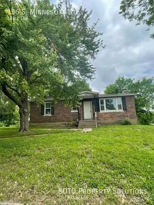 156 S Minnesota St Apartment for rent in Cape Girardeau, MO