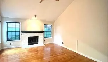 2 of 31 1933 King Arthur Ct House for rent in St Louis, MO