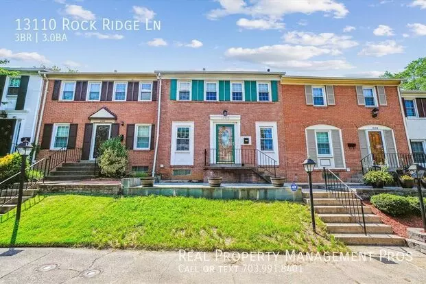 13110 Rock Ridge Ln Apartment for rent in Woodbridge, VA