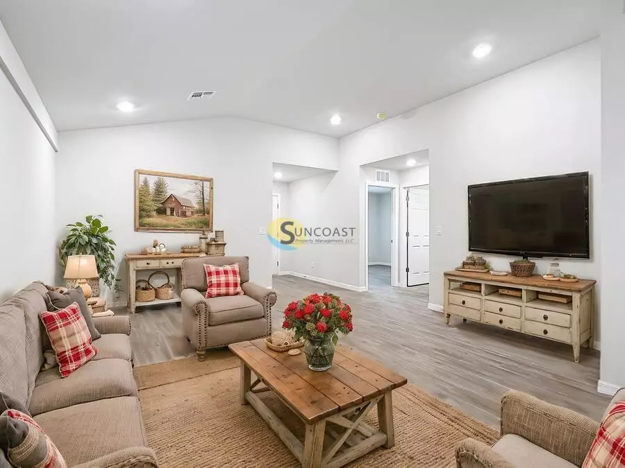 1250 Navigator Rd Apartment for rent in Punta Gorda, FL