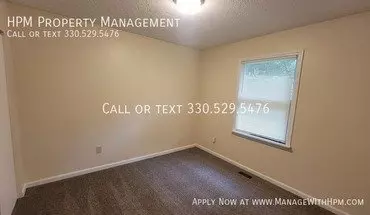 4 of 8 1360 8th Ave House for rent in Akron, OH